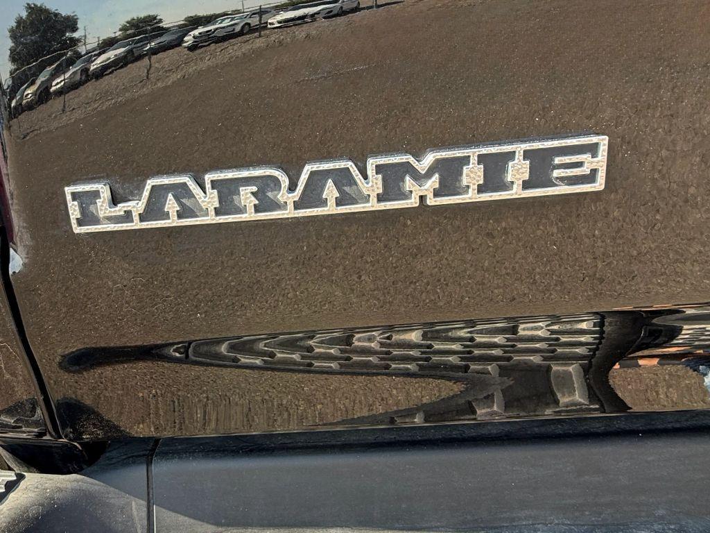 صورة مصغرة 32 لـ 2026 RAM 1500 LARAMIE