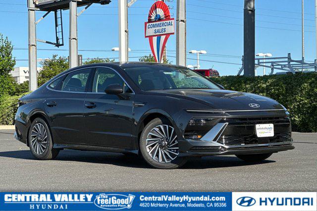 New 2026 Hyundai SONATA Hybrid SE
