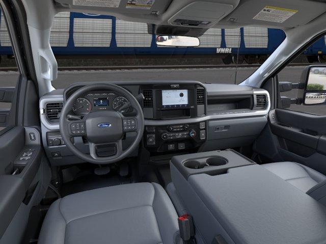 صورة 9 لـ 2026 FORD F-350 XL