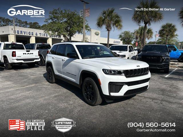 New 2026 Jeep Grand Cherokee Laredo