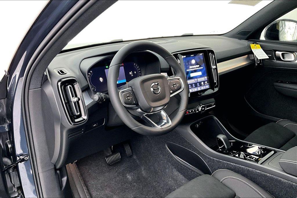 2026 Volvo XC40 B5 ULTRA BLACK EDITION 缩略图 19