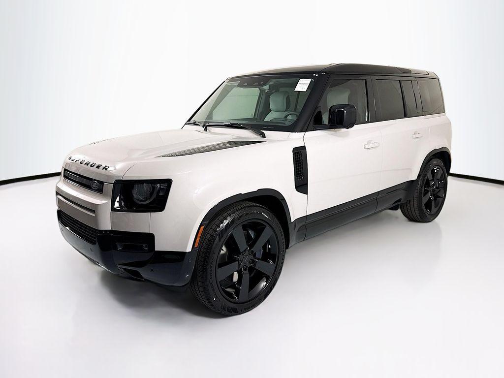 New 2026 Land Rover Defender P500 X-Dynamic SE