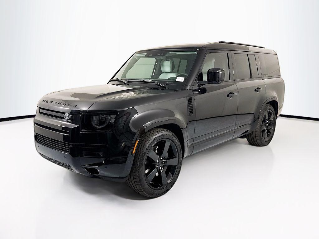 New 2026 Land Rover Defender P400 X-Dynamic SE