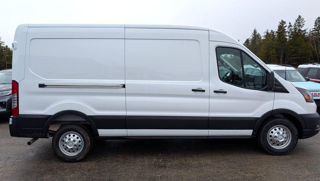 صورة 3 لـ 2026 FORD TRANSIT-250 BASE