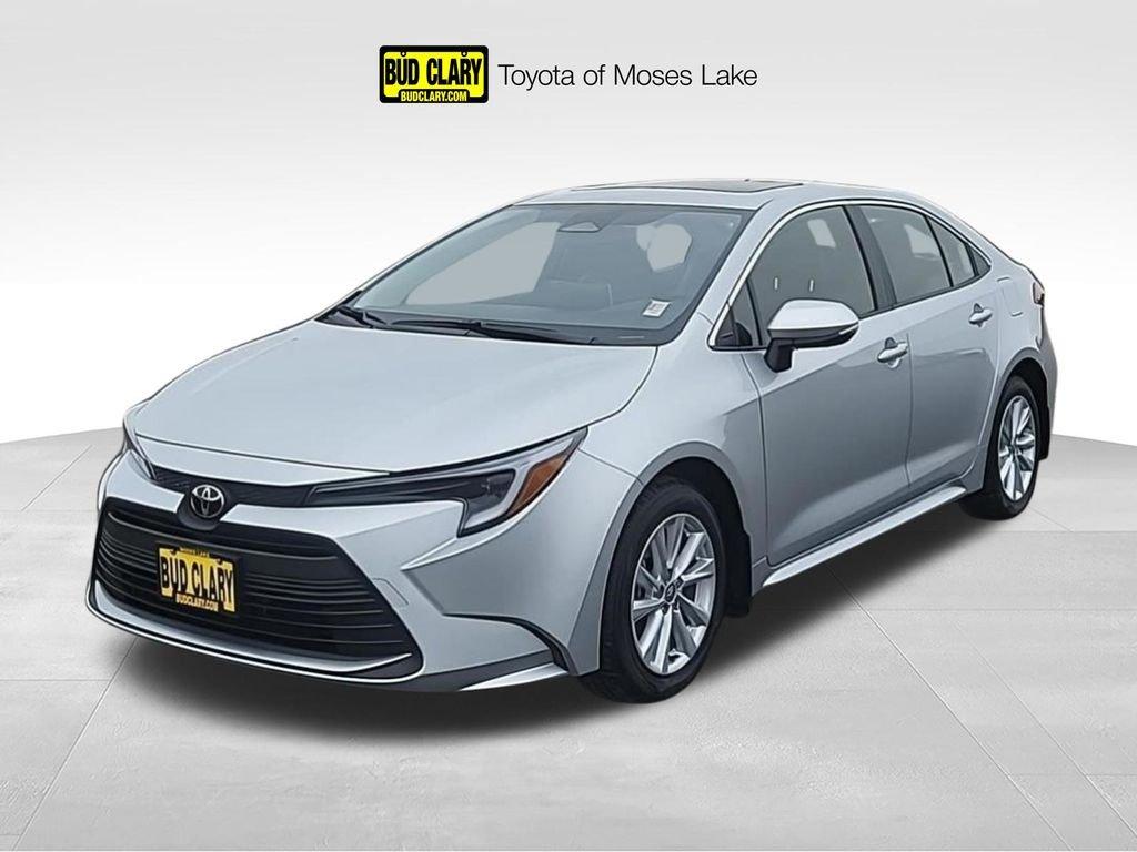New 2026 Toyota Corolla Hybrid XLE