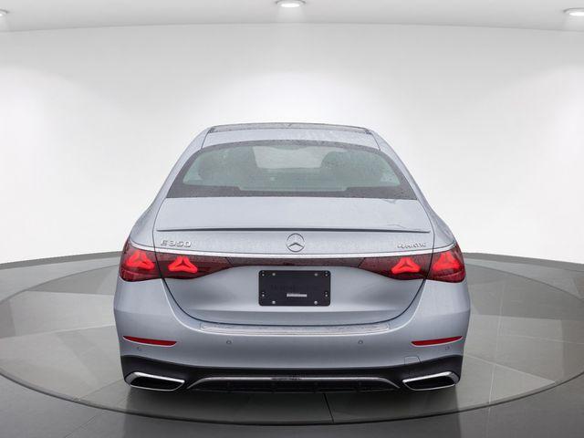 MERCEDES-BENZ E-CLASS - 8