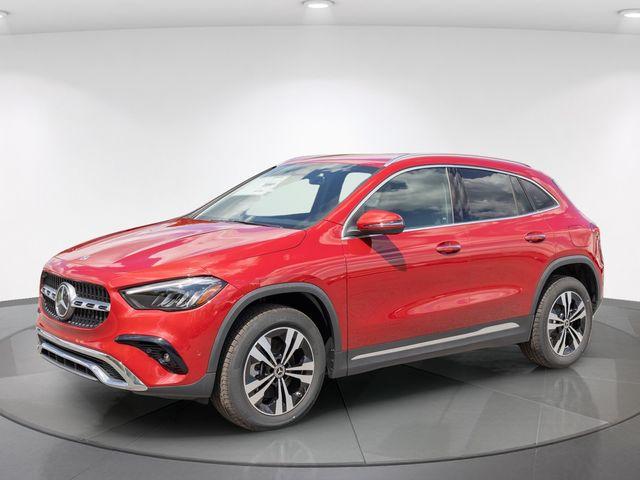 MERCEDES-BENZ GLA - 4