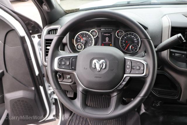 صورة مصغرة 29 لـ 2026 RAM 2500 TRADESMAN
