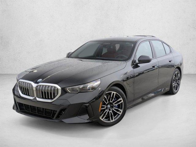 New 2026 BMW 550e xDrive