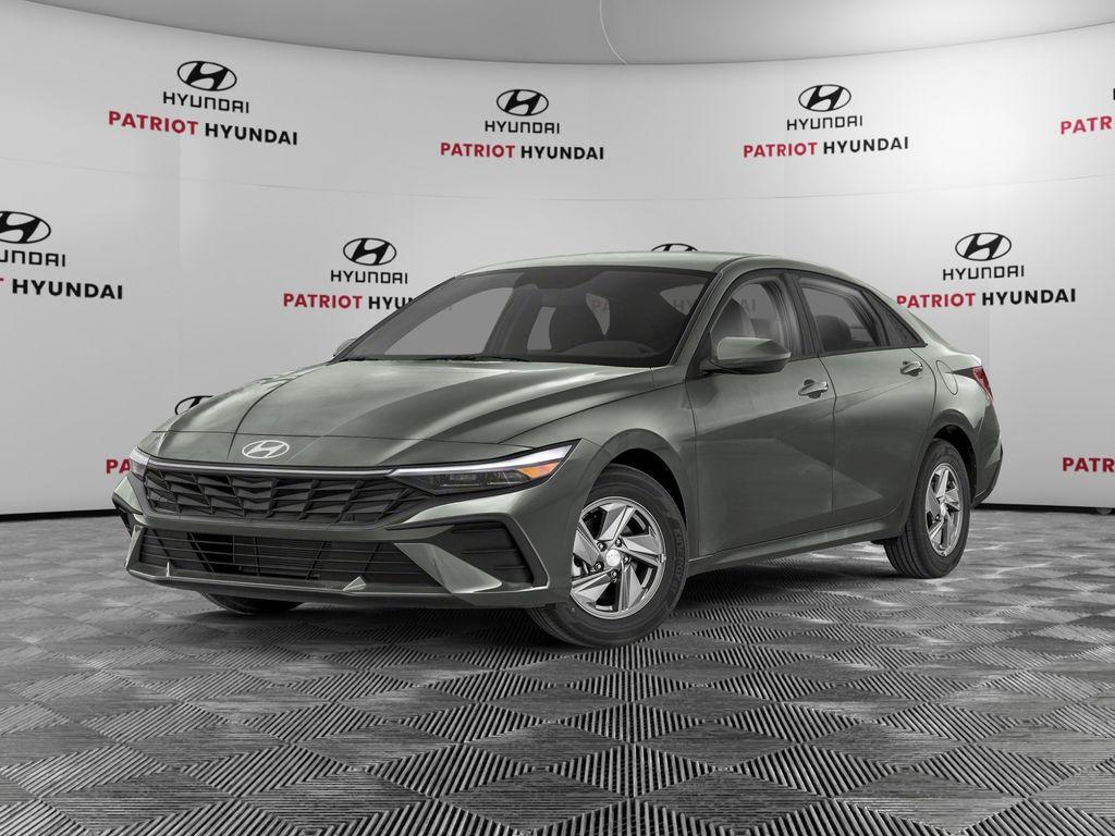 New 2026 Hyundai ELANTRA SE