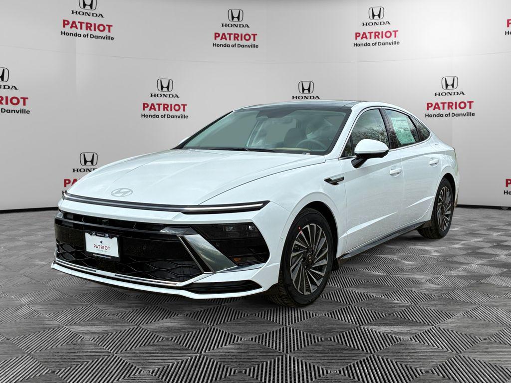New 2026 Hyundai SONATA Hybrid Limited