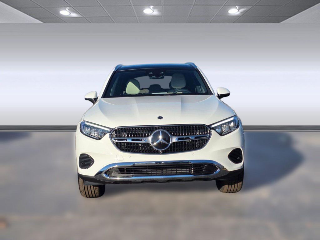 صورة 6 لـ 2026 Mercedes-BENZ GLC