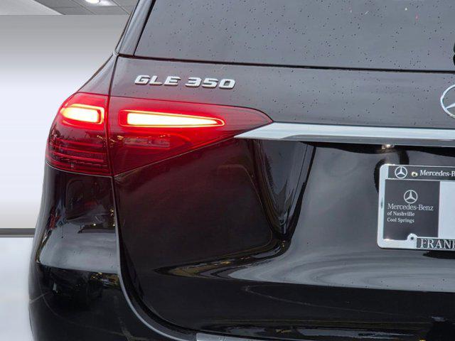 2026 Mercedes-BENZ GLE — миниатюра 19