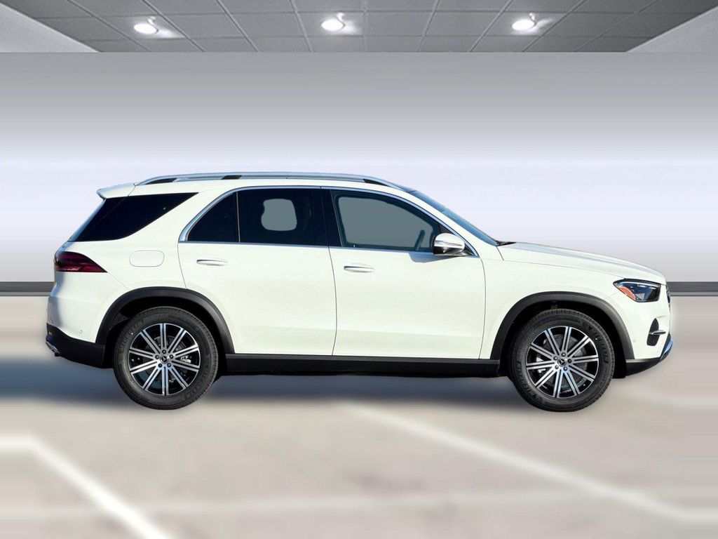 2026 Mercedes-BENZ GLE — миниатюра 7