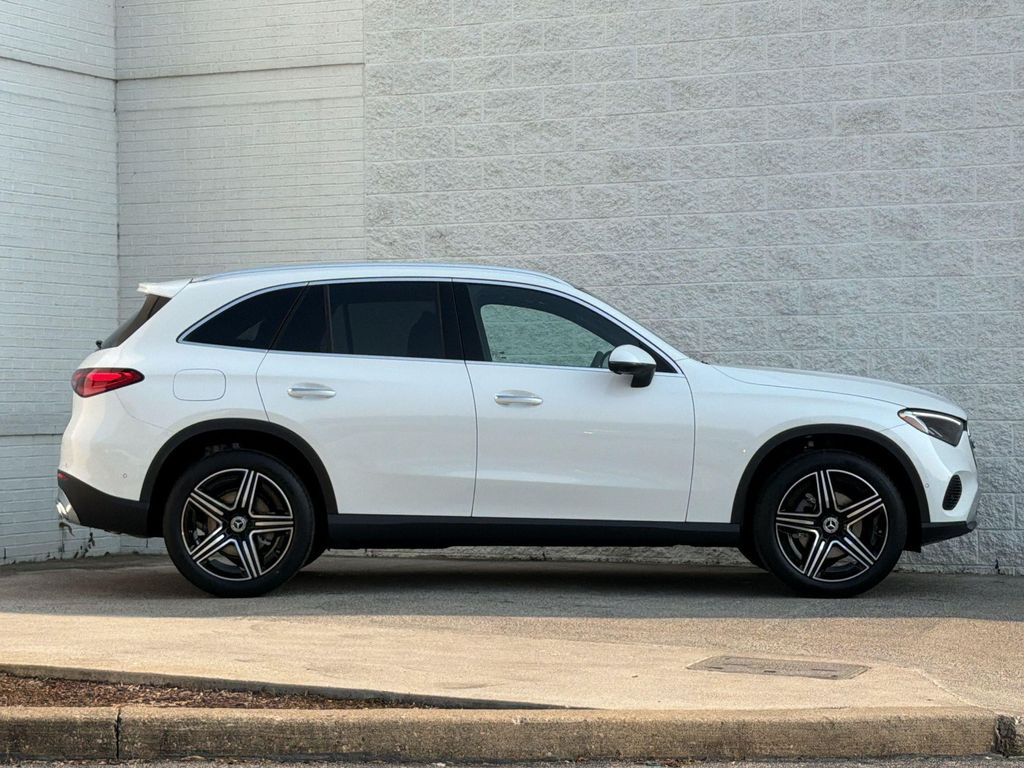 صورة 8 لـ 2026 Mercedes-BENZ GLC