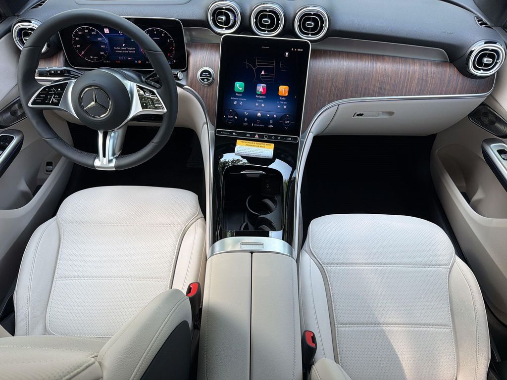 صورة مصغرة 16 لـ 2026 Mercedes-BENZ GLC