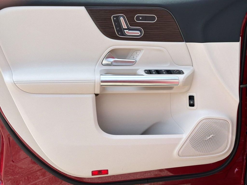صورة مصغرة 13 لـ 2026 Mercedes-BENZ GLA