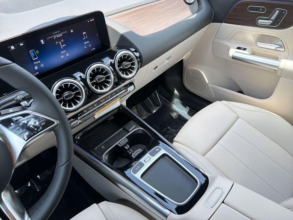 صورة مصغرة 25 لـ 2026 Mercedes-BENZ GLA