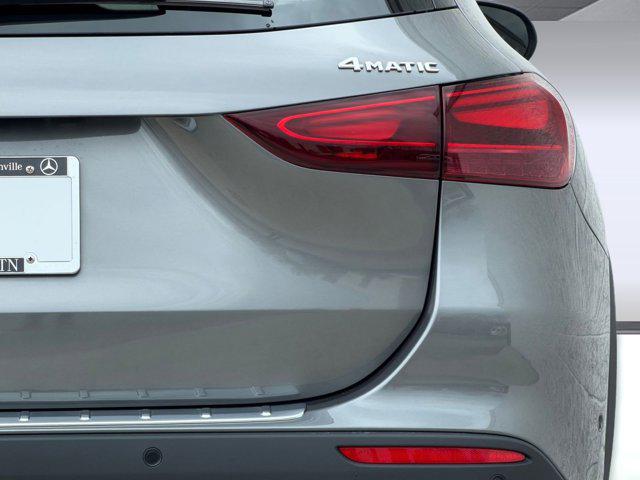 2026 Mercedes-BENZ GLA — миниатюра 12