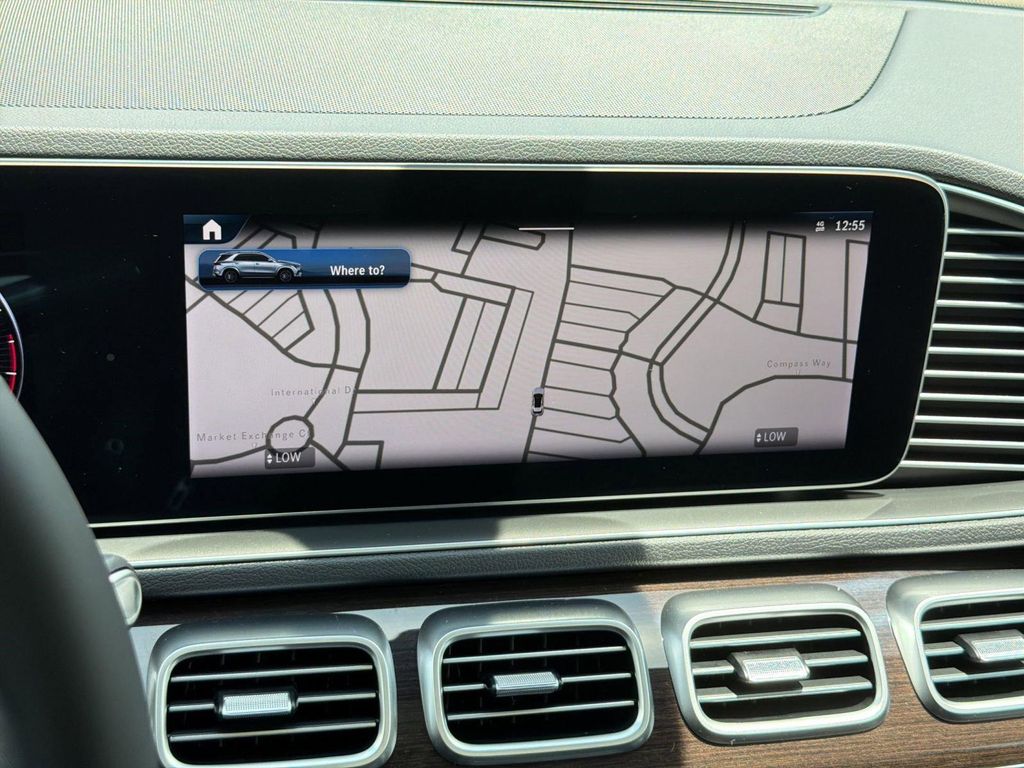 2026 Mercedes-BENZ GLE 缩略图 24