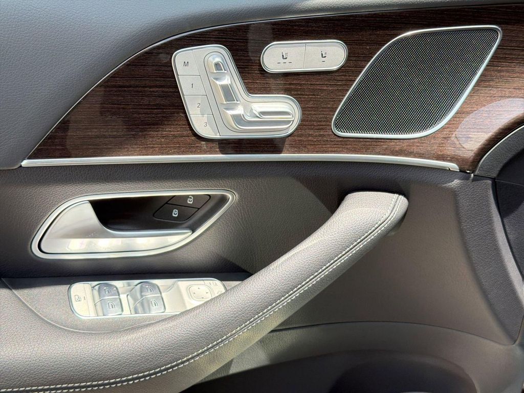 2026 Mercedes-BENZ GLE 缩略图 21