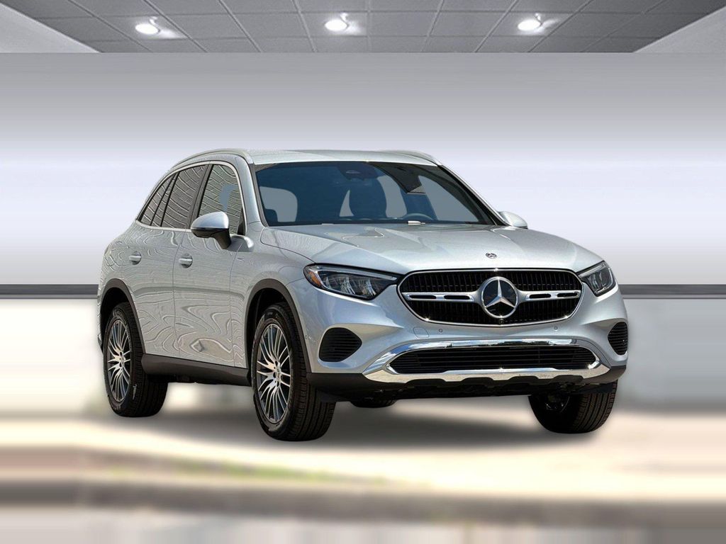 صورة 7 لـ 2026 Mercedes-BENZ GLC
