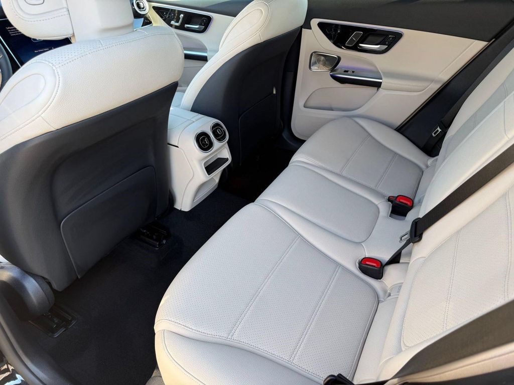 2026 Mercedes-BENZ GLC 缩略图 15