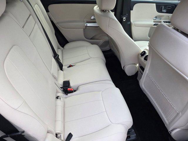 2026 Mercedes-BENZ GLB 缩略图 21