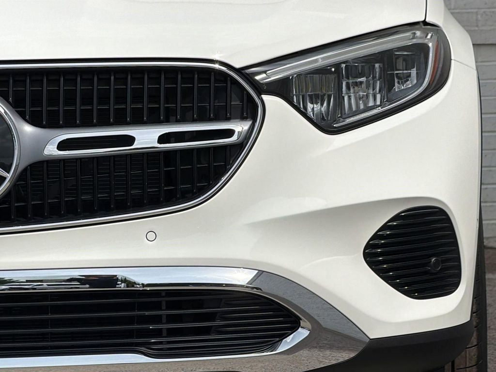 صورة مصغرة 11 لـ 2026 Mercedes-BENZ GLC