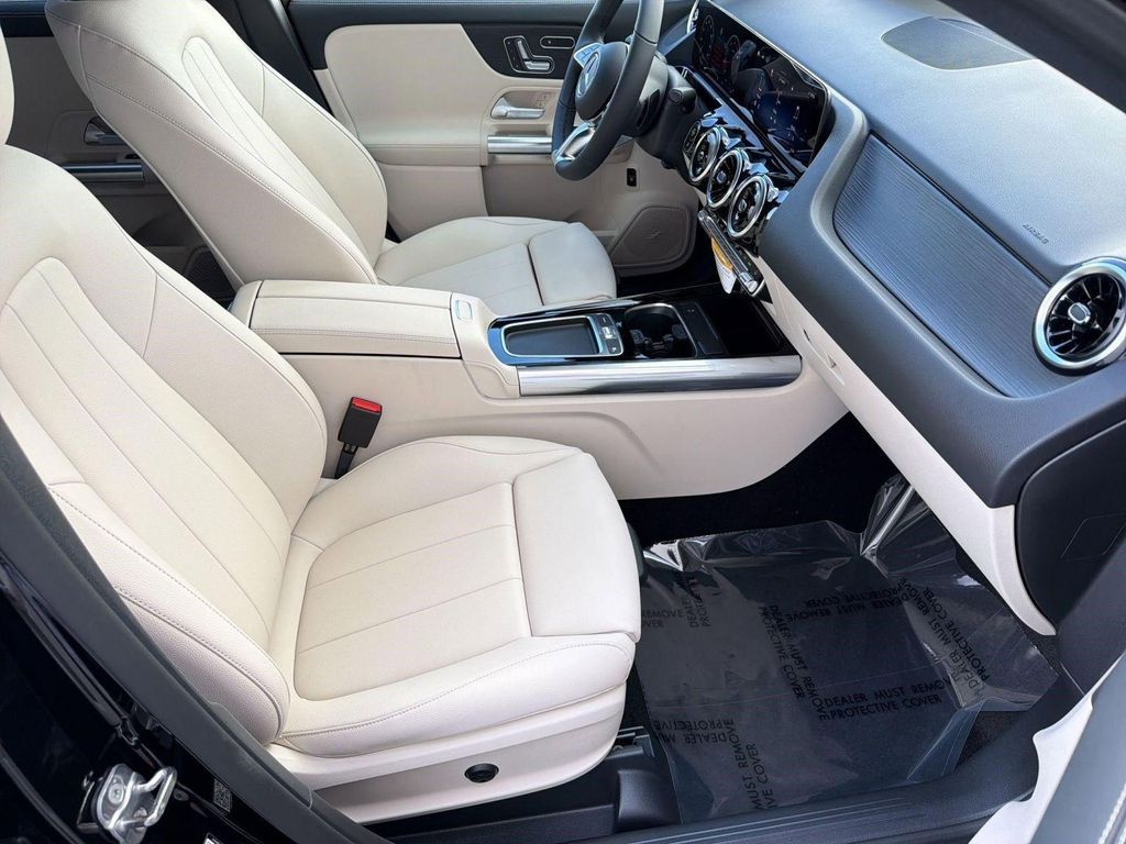 2026 Mercedes-BENZ GLA 缩略图 29