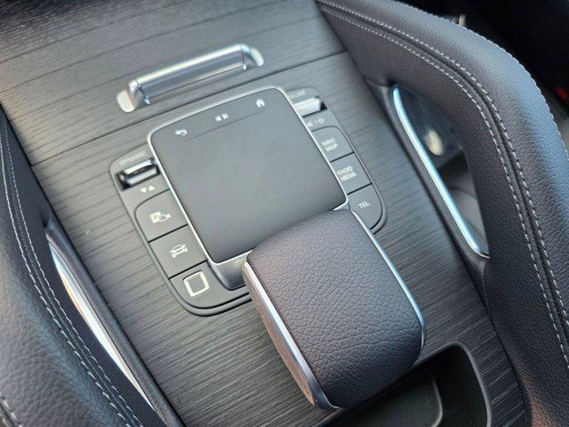 2026 Mercedes-BENZ GLE — миниатюра 18