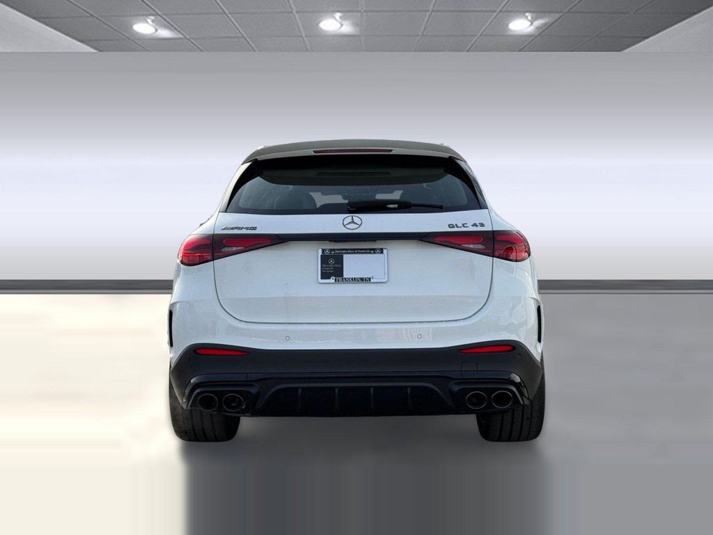 2026 Mercedes-BENZ GLB 照片 9