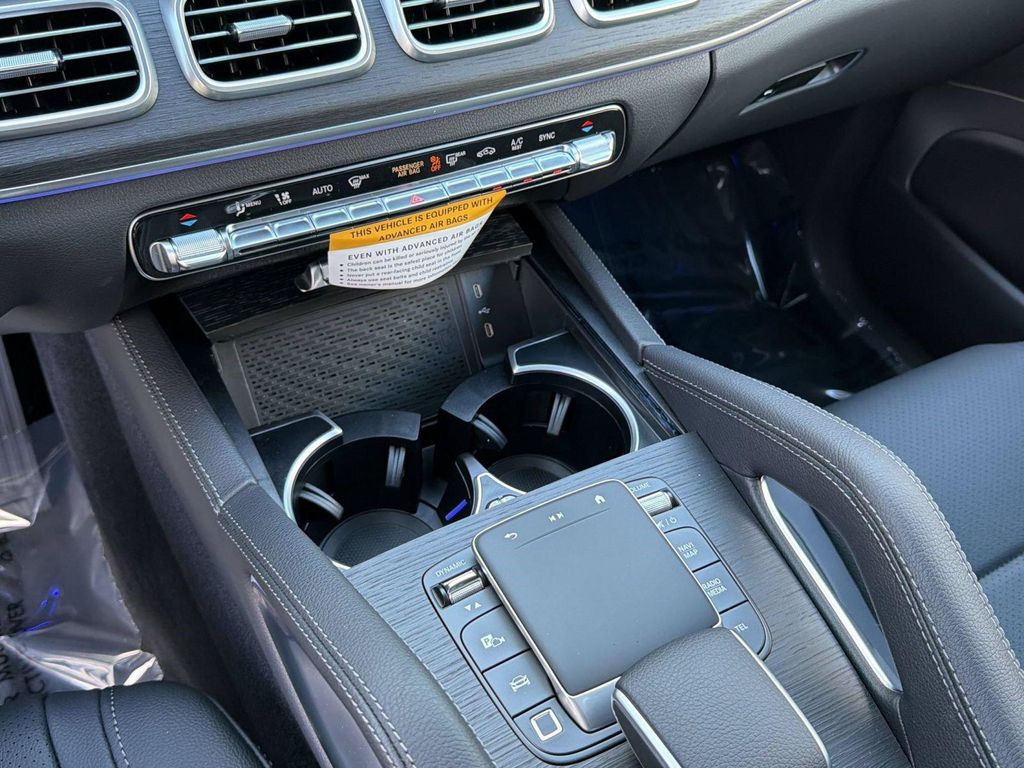 2026 Mercedes-BENZ GLE 缩略图 32