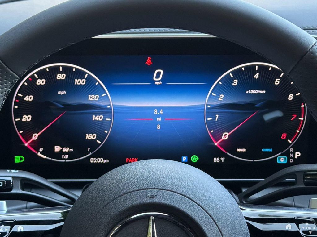 2026 Mercedes-BENZ GLC — миниатюра 21
