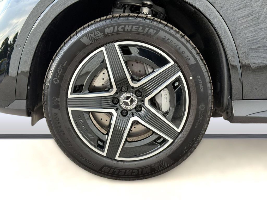 2026 Mercedes-BENZ GLC — миниатюра 13
