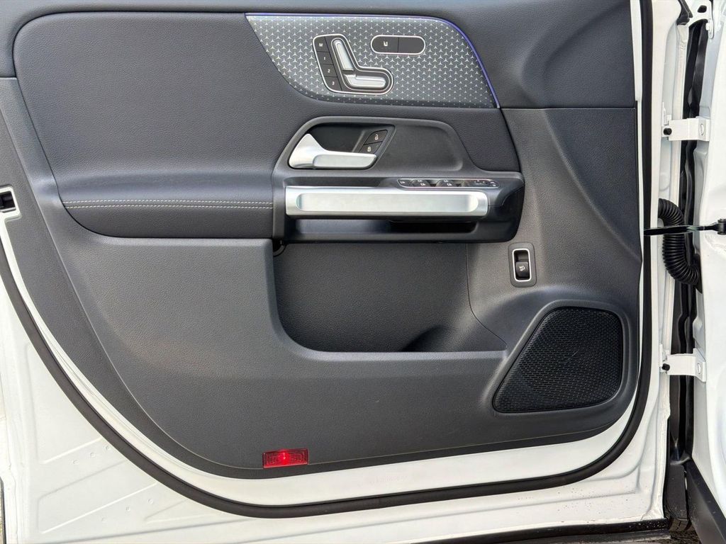 صورة مصغرة 21 لـ 2026 Mercedes-BENZ GLB