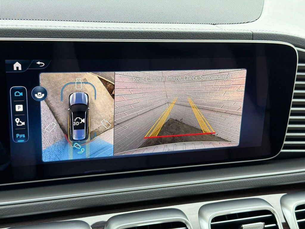 2026 Mercedes-BENZ GLS 缩略图 23