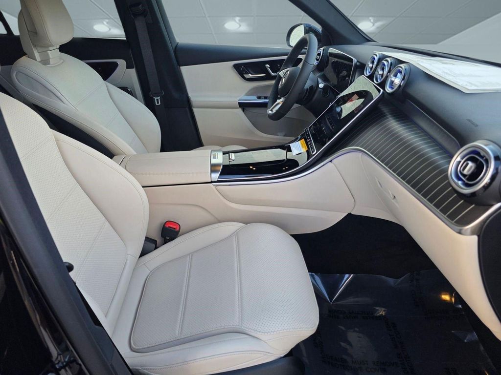 2026 Mercedes-BENZ GLC 缩略图 21