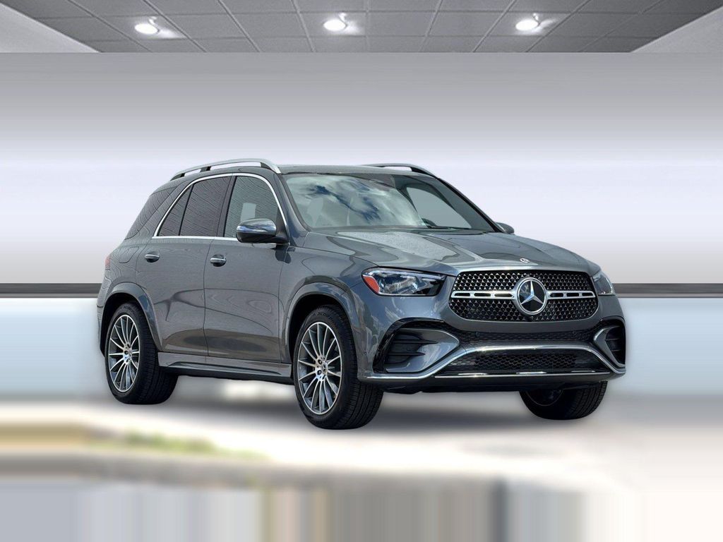 2026 Mercedes-BENZ GLE — фото 7