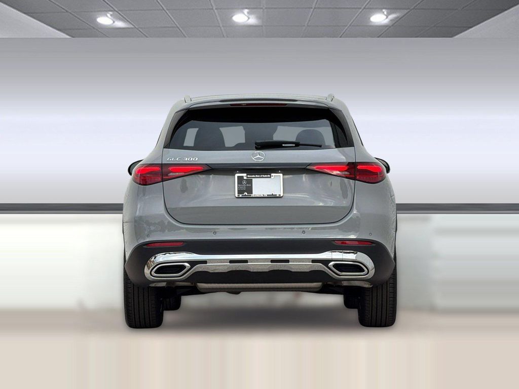 صورة 10 لـ 2026 Mercedes-BENZ GLC