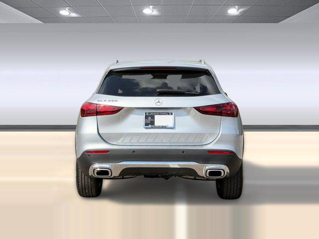 MERCEDES-BENZ GLA-CLASS - 10