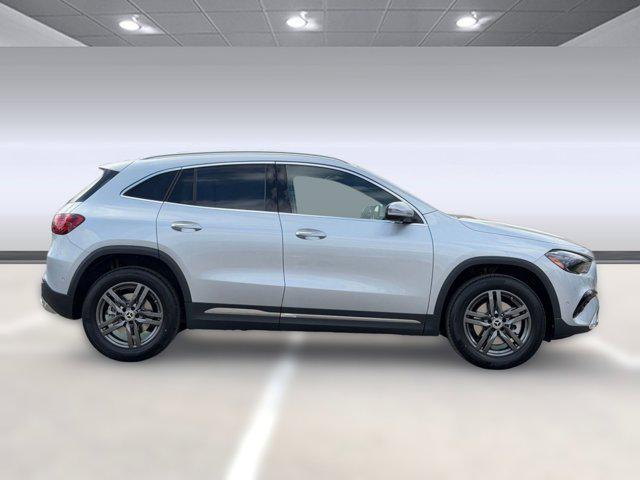 MERCEDES-BENZ GLA-CLASS - 8