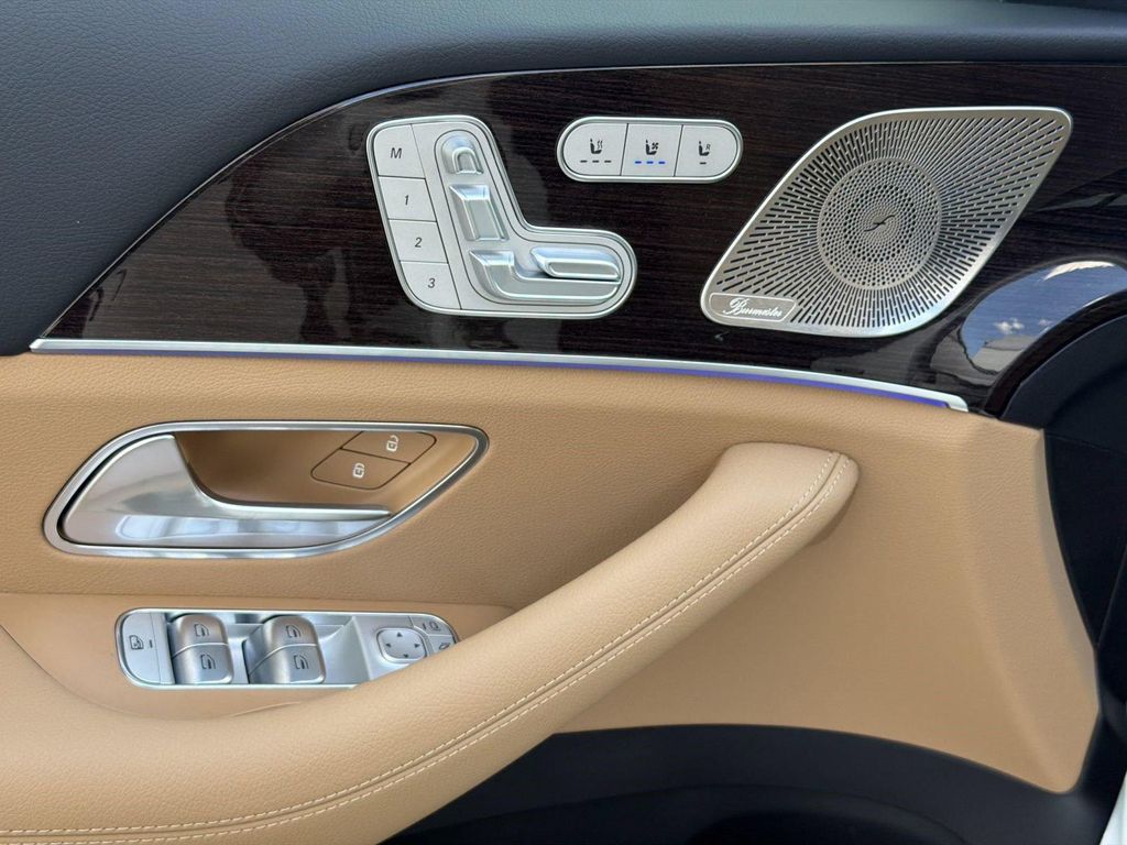 2026 Mercedes-BENZ GLE 缩略图 21