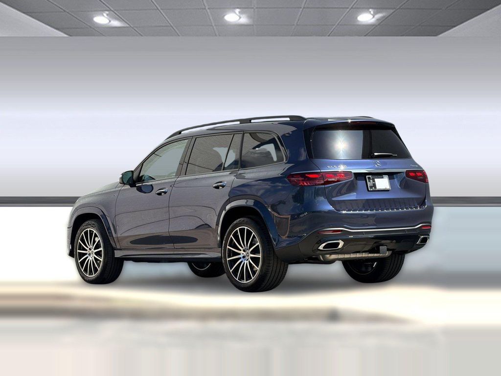 2026 Mercedes-BENZ GLS 照片 3