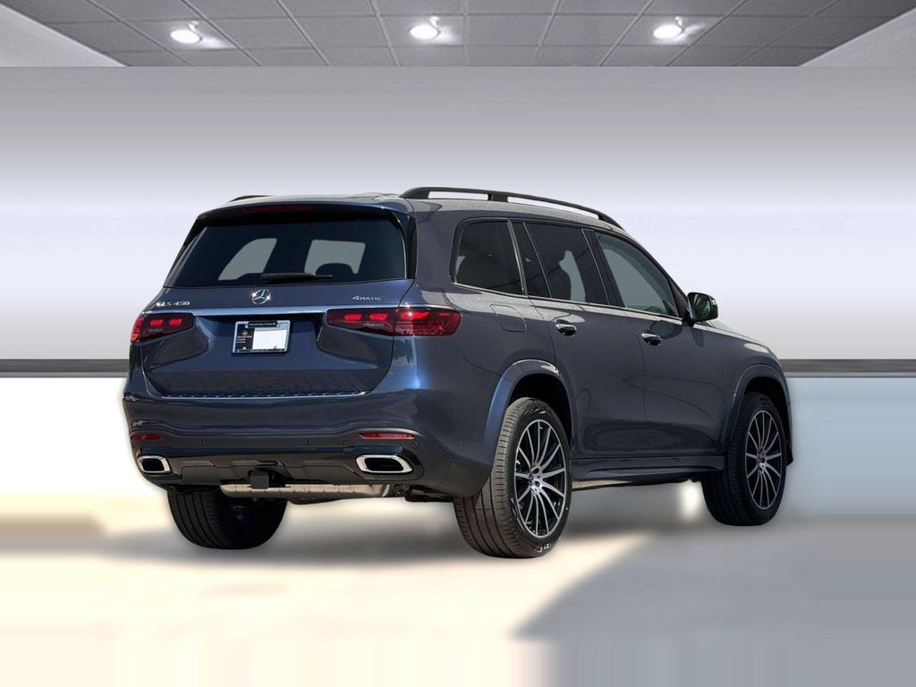 2026 Mercedes-BENZ GLS 照片 9