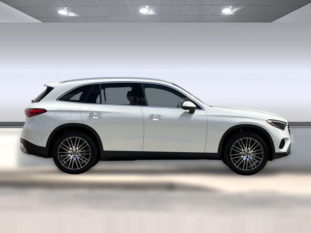 2026 Mercedes-BENZ GLC 照片 8