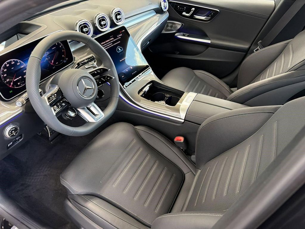صورة 4 لـ 2026 Mercedes-BENZ AMG C 43 4MATIC