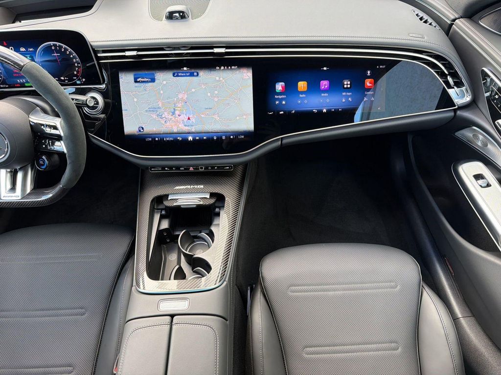 2026 Mercedes-BENZ AMG E 53 E 4MATIC+ — миниатюра 28