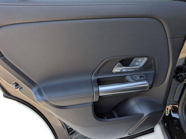 صورة مصغرة 19 لـ 2025 Mercedes-BENZ GLA