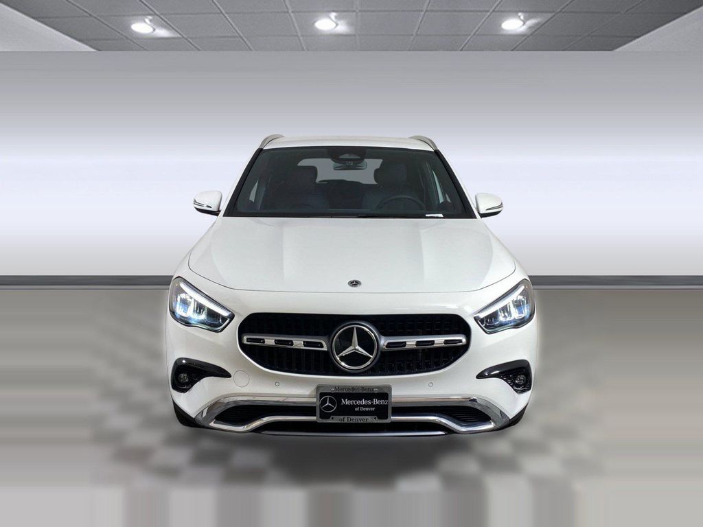 2026 Mercedes-BENZ GLA — фото 5
